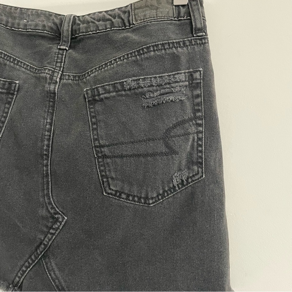 American Eagle Outfitters Black Distressed Denim Mini Skirt Size 0 - Picture 3 of 6